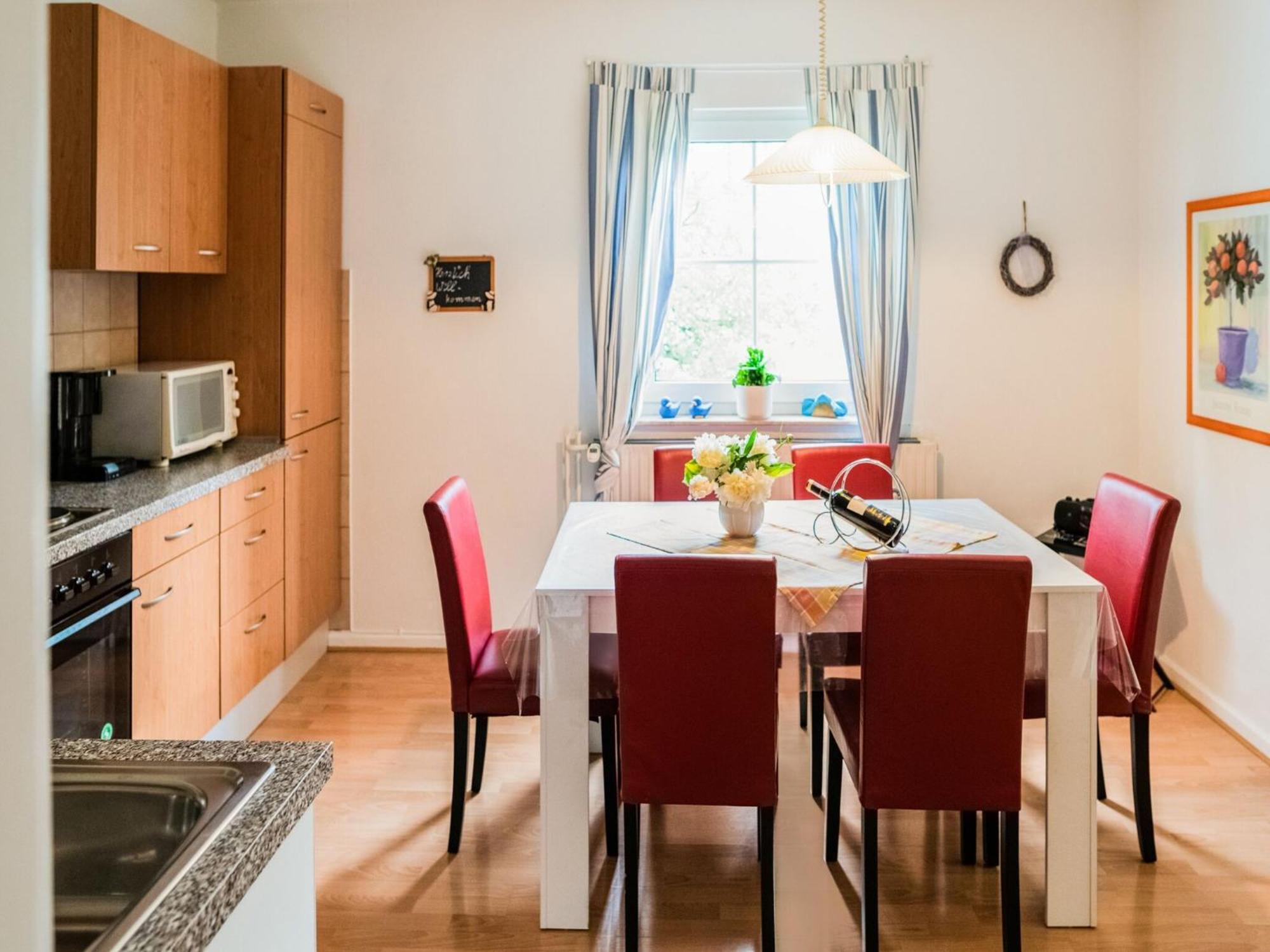 Luxurious Apartment In Medebach Near Public Pool Екстер'єр фото